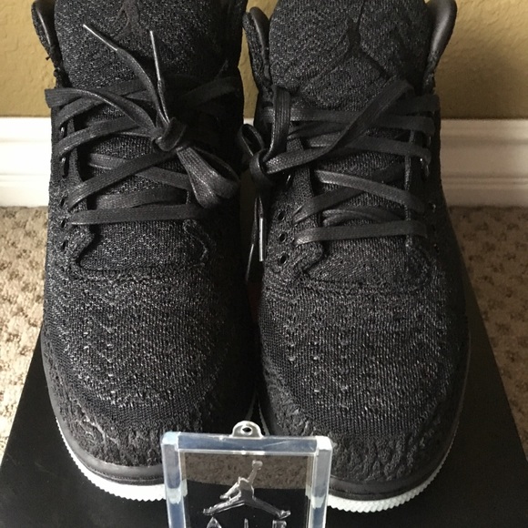 Jordan Retro 3 flyknit - Picture 2 of 6
